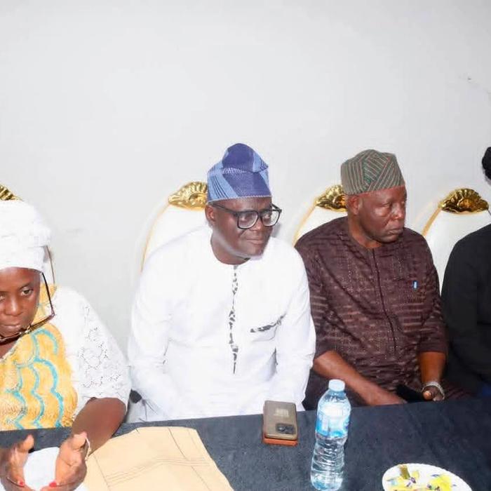 LAHA COMMITTEE ON LOCAL GOVERNMENT AND CHIEFTAINCY AFFAIRS COMMEND HON. OLOWA DURING OVERSIGHT VISIT TO IBEJU-