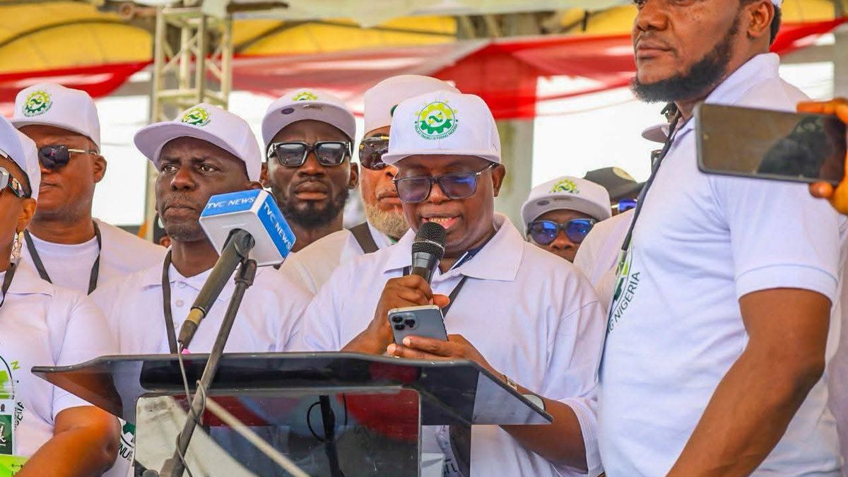 RELAX TINUBU IS FIXING NIGERIA (RTIFN) HOLDS MASSIVE RALLY AT ONIKAN STADIUM