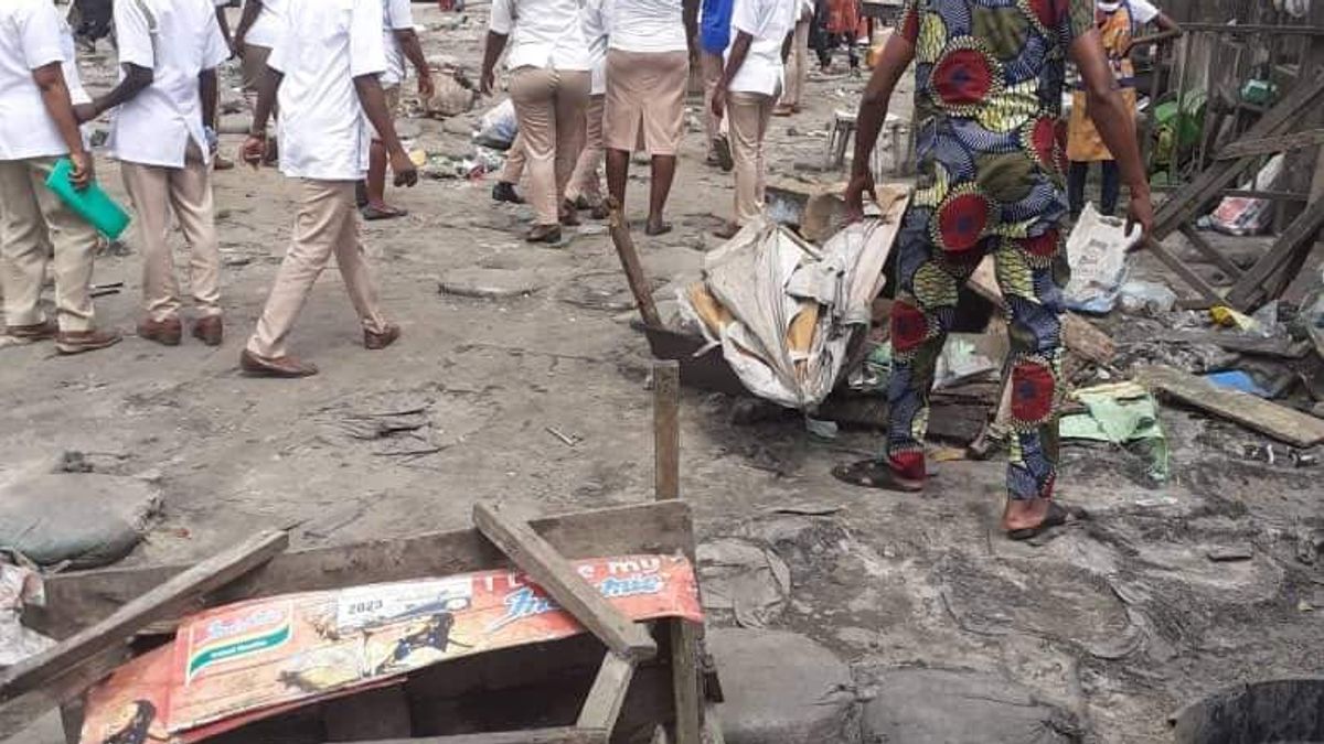 IBEJU-LEKKI LOCAL GOVERNMENT WAGES WAR AGAINST STREET TRADING AND OTHER ENVIRONMENTAL INFRACTIONS IN MARKETS AND OPEN PLACES.