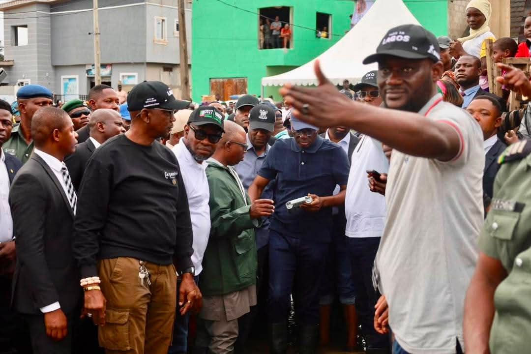 OLOWA RECEIVES SANWO-OLU, DEPUTY GOVERNOR, OTHERS AS LAGOS INTENSIFIES FLOOD RESPONSE IN GBETU-IWEREKUN