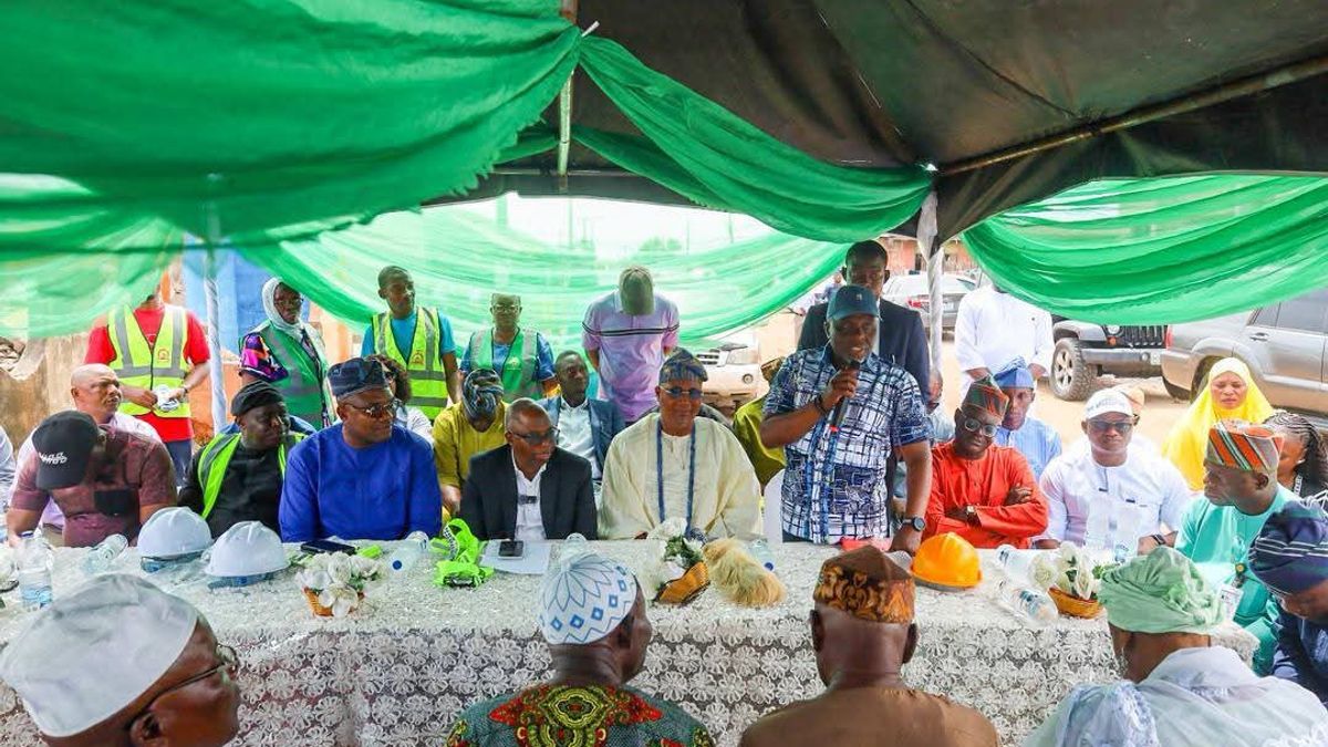 HON. OLOWA FLAGS OFF CONSTRUCTION OF ULTRA-MODERN MARKET IN ORIMEDU COMMUNITY