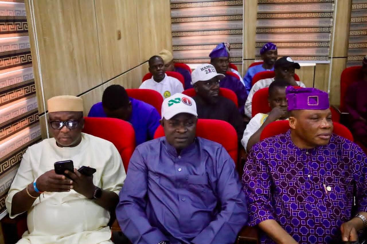 LAHA COMMITTEE ON LOCAL GOVERNMENT AND CHIEFTAINCY AFFAIRS COMMEND HON. OLOWA DURING OVERSIGHT VISIT TO IBEJU-