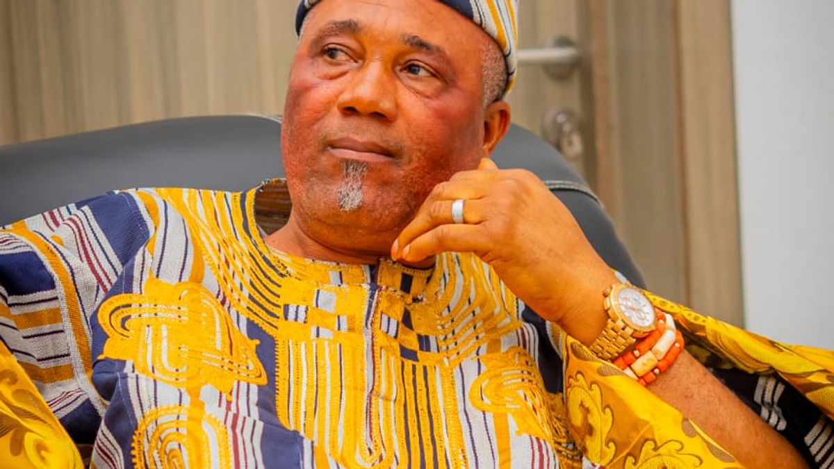HRM OBA TOHEEB YISA ABIDEMI OYEDELE (THE ONIMEDU OF ORIMEDU LAND)