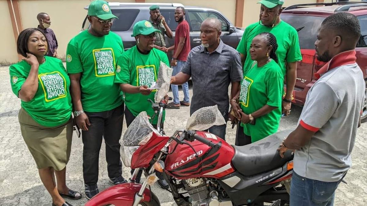 IBEJU-LEKKI CHAIRMAN LEADS COUNCIL OFFICIALS ON IGR ADVOCACY.