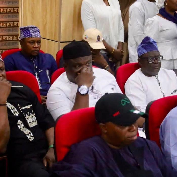 LAHA COMMITTEE ON LOCAL GOVERNMENT AND CHIEFTAINCY AFFAIRS COMMEND HON. OLOWA DURING OVERSIGHT VISIT TO IBEJU-
