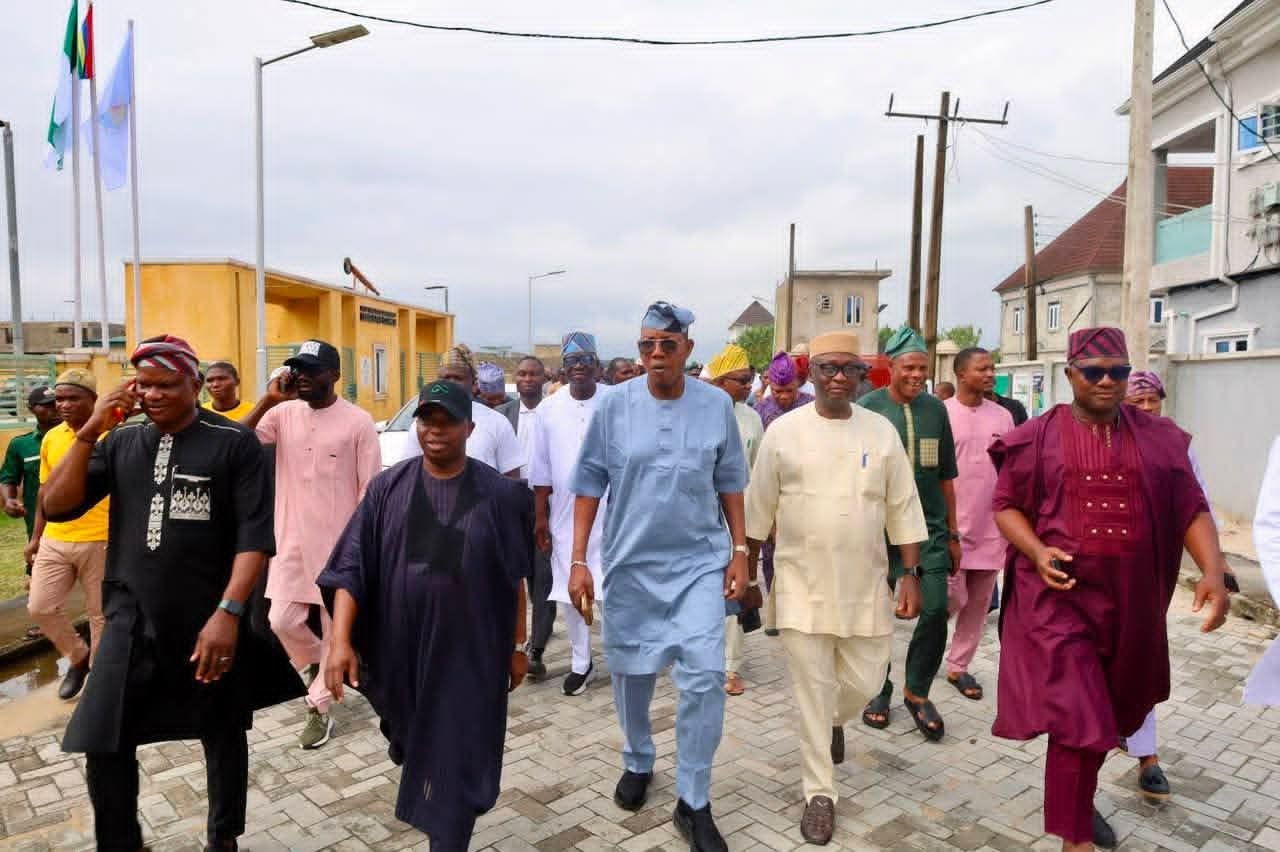 LAHA COMMITTEE ON LOCAL GOVERNMENT AND CHIEFTAINCY AFFAIRS COMMEND HON. OLOWA DURING OVERSIGHT VISIT TO IBEJU-