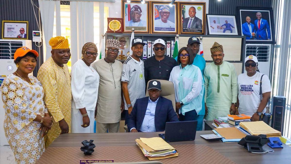 EXECUTIVES OF SECRETARIES TO LOCAL GOVERNMENTS ACROSS LAGOS STATE, PAY COURTESY VISIT TO CONFERENCE 57 CHAIRMAN