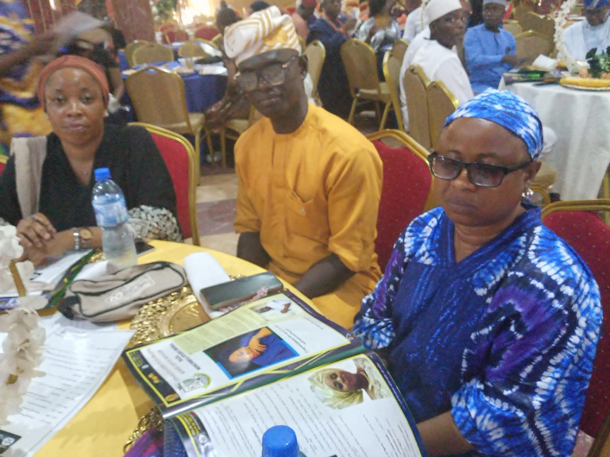 HON. OLOWA WINS STARLIGHT IBEJU -LEKKI/EPE MAN OF THE YEAR; SENATOR ABIRU;BARR OLADUNJOYE;OLADBABA; ALADESHONYIN,RBK,OTUNBA GIWA,BARR. OKULU, ALHAJI SERIKI,OTHERS HONOURED