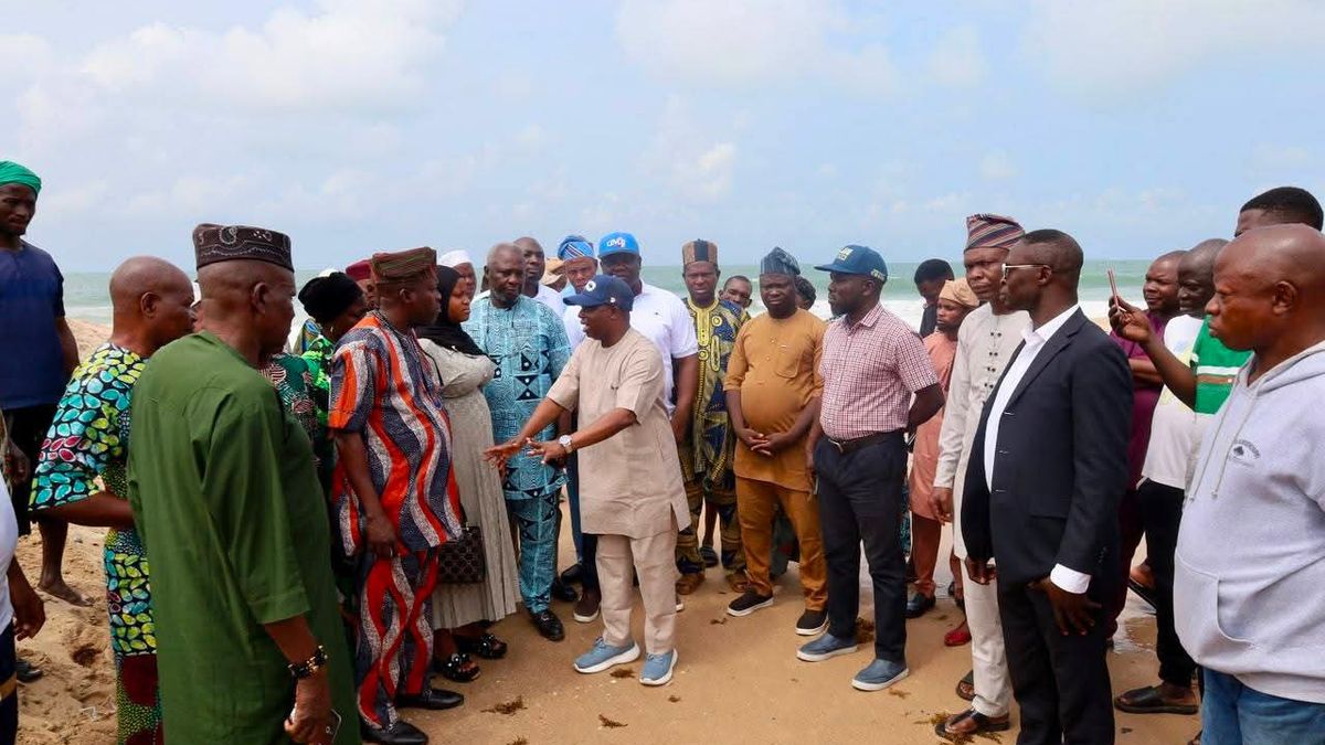 AKODO FLOOD CHALLENGE: CHAIRMAN OLOWA ASSESSES SITUATION, REITERATES ADMINISTRATION'S RESPONSIVENESS