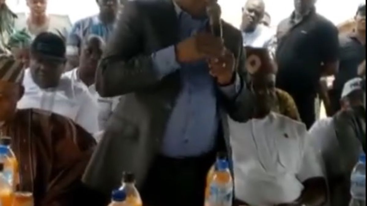 IBEJU-LEKKI COUNCIL CHAIRMAN ATTENDS STAKEHOLDERS MEETING AT IDADO COMMUNITY, CALLS FOR MORE COOPERATION AMONG CITIZENS