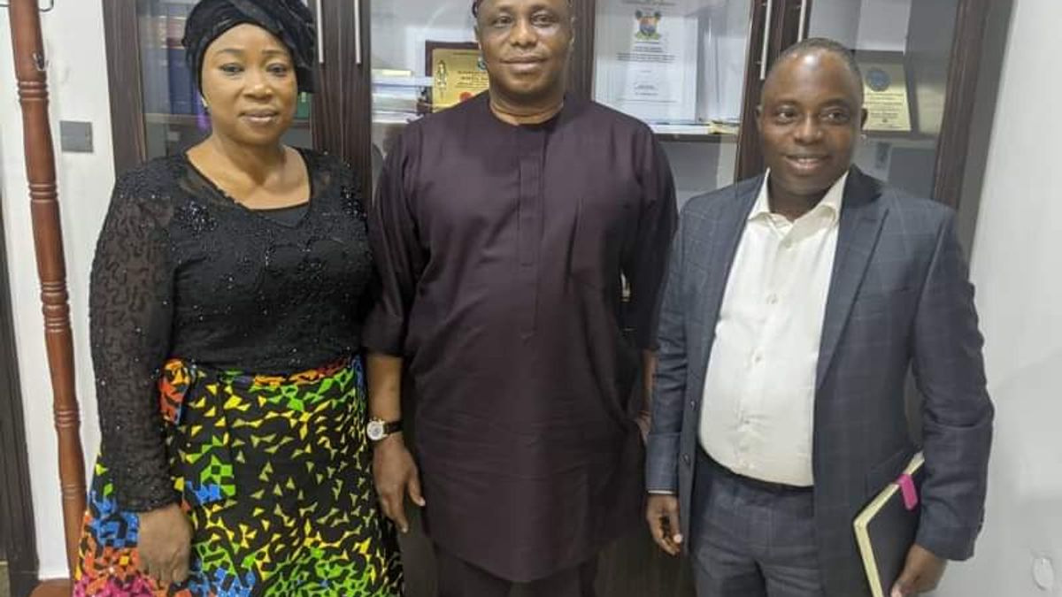COUNCIL MAYOR MEETS WITH LAGOS STATE ACCOUNTANT GENERAL