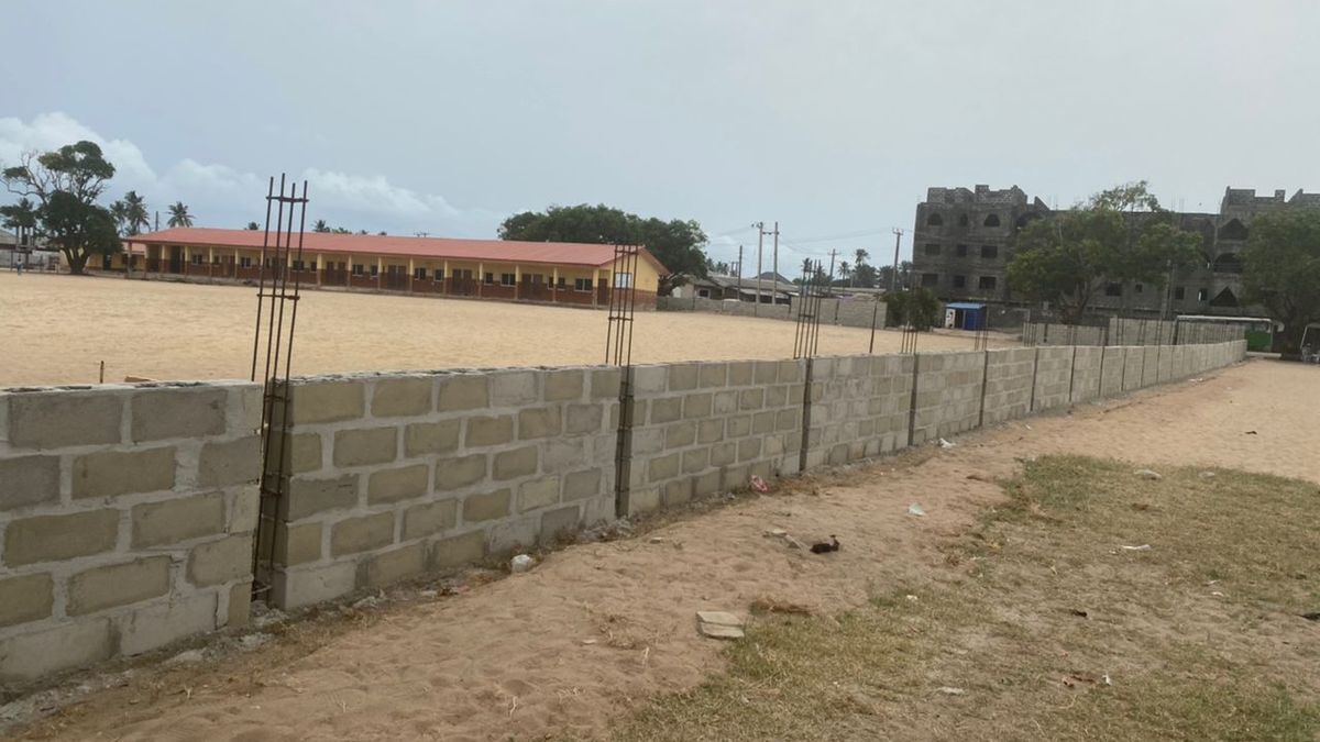 CPS IBEREKODO PERIMETER FENCE UNDER CONSTRUCTION