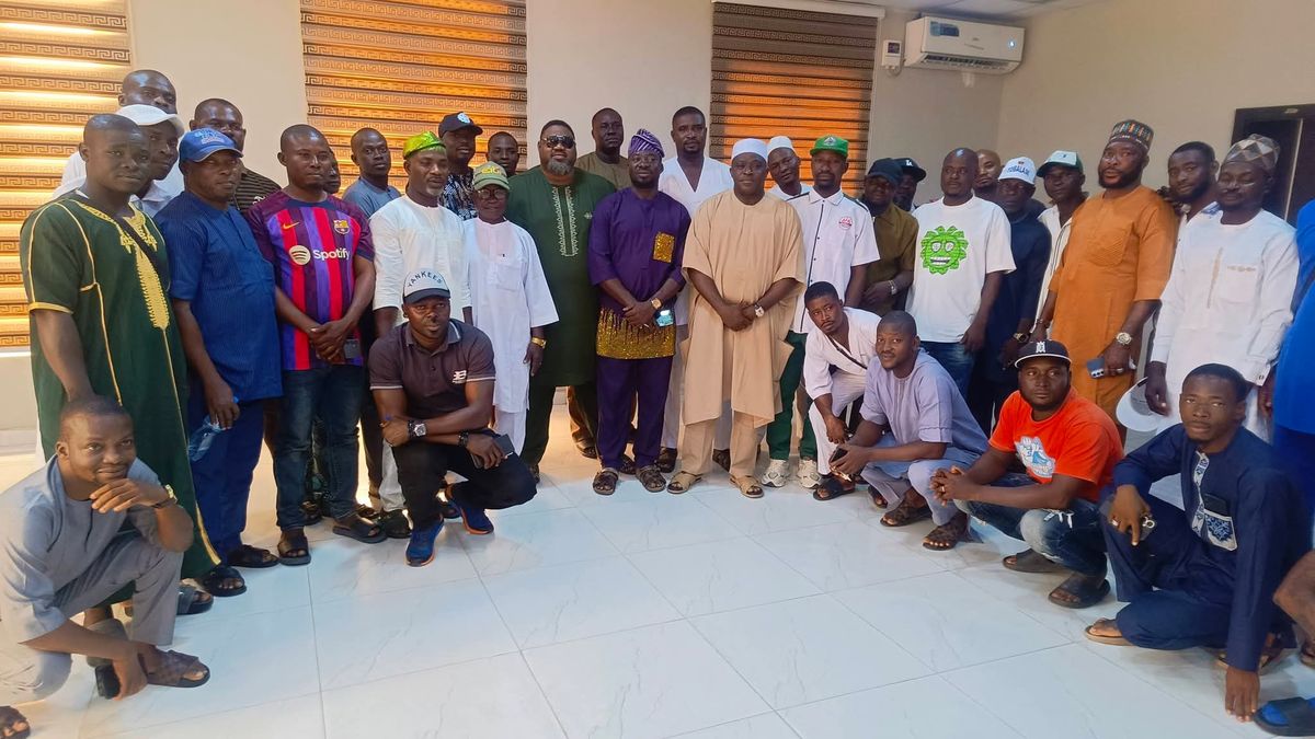HON. OLOWA STEPS UP SECURITY MEASURES; MEETS WITH TRICYCLE, MOTORCYCLE, AND NURTW UNIT CHAIRMEN IN IBEJU-LEKKI