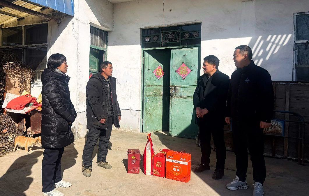 Anhui INTCO Medical führt Besuche und Pflegeaktivitäten zum Frühlingsfest durch