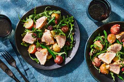 Premium Seafood - Shellfish Free Subscription - Pepper-Crusted Tuna Niçoise Salad