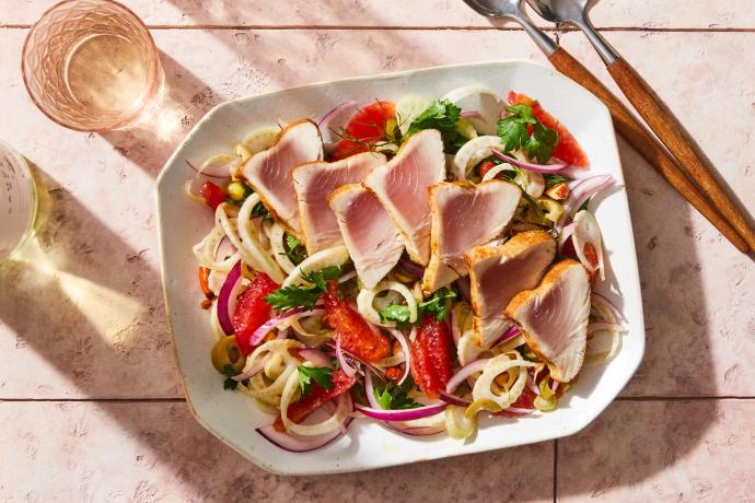 Seared Tuna with Orange-Fennel Salad