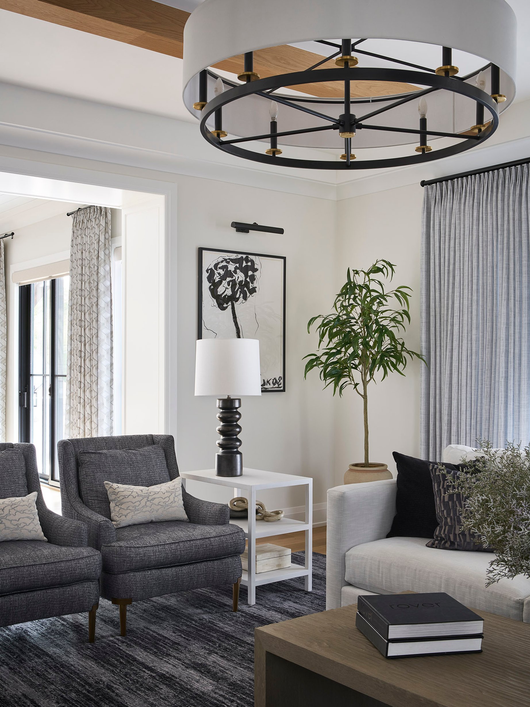 Dawn Reeves Design Luxury Interior Design Chicago Illinois Fairview Sitting Room Chairs Lamp Tree