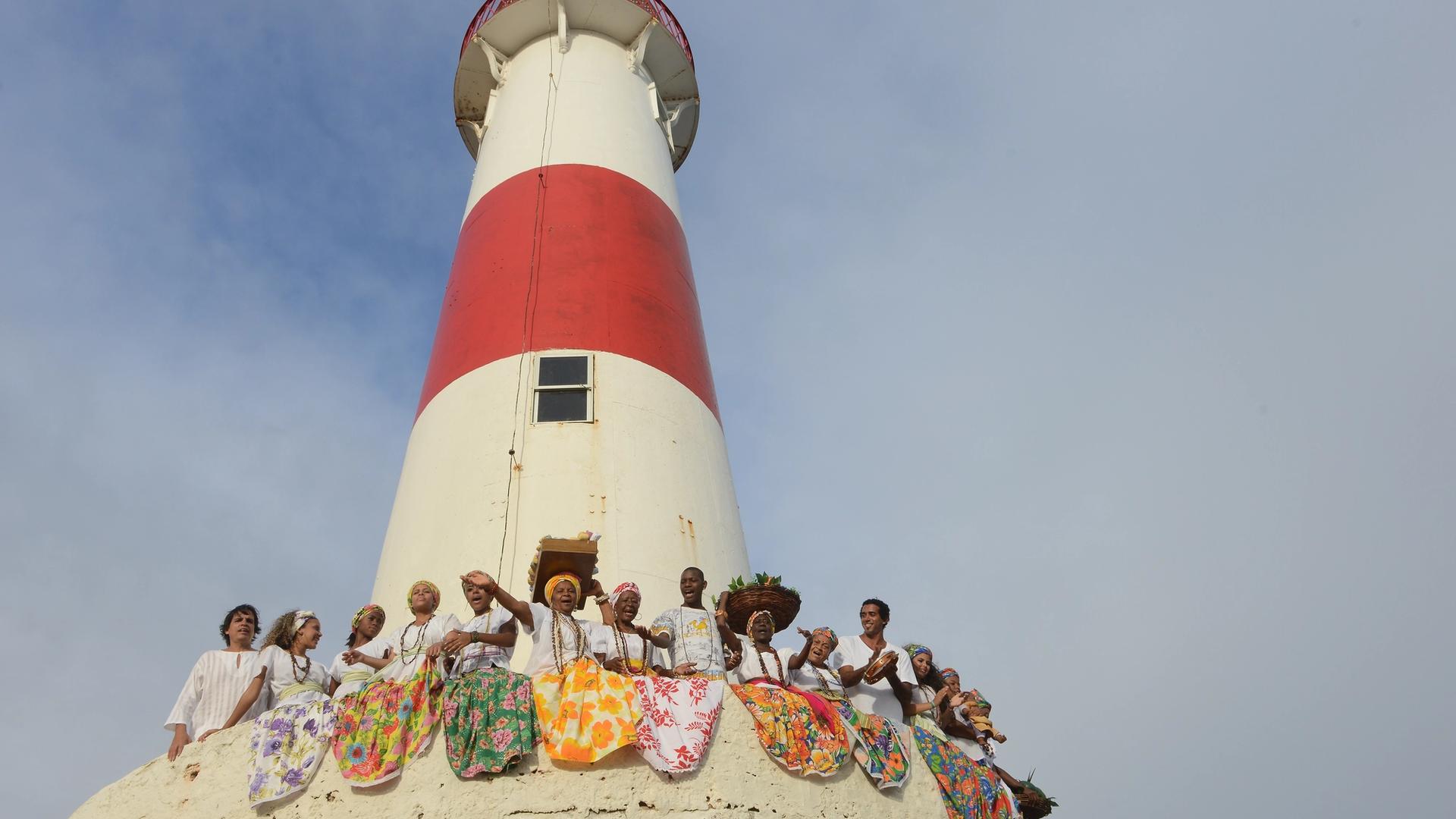 "As Ganhadeiras nascidas na praia de Itapuã"