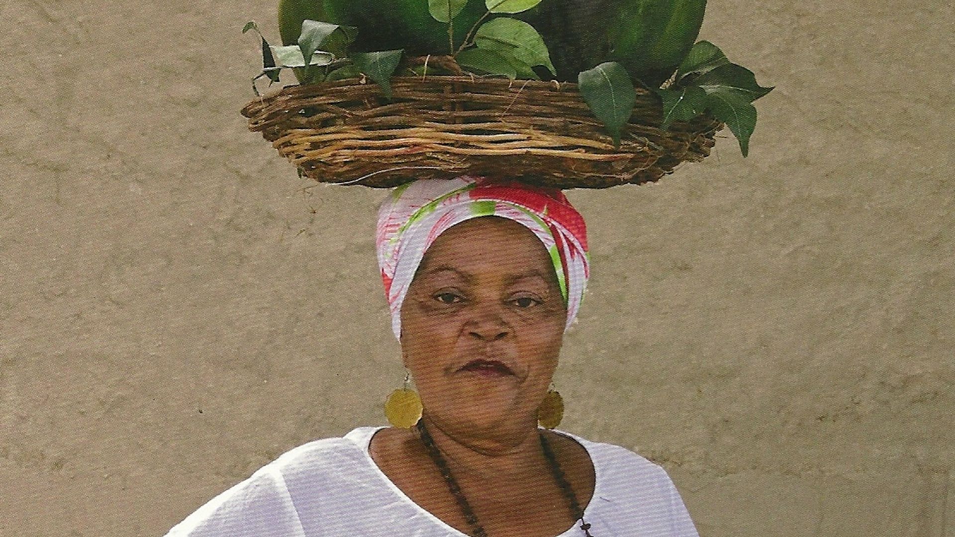 Recortes da Revista mag! (n. 18, 2010) - Amália