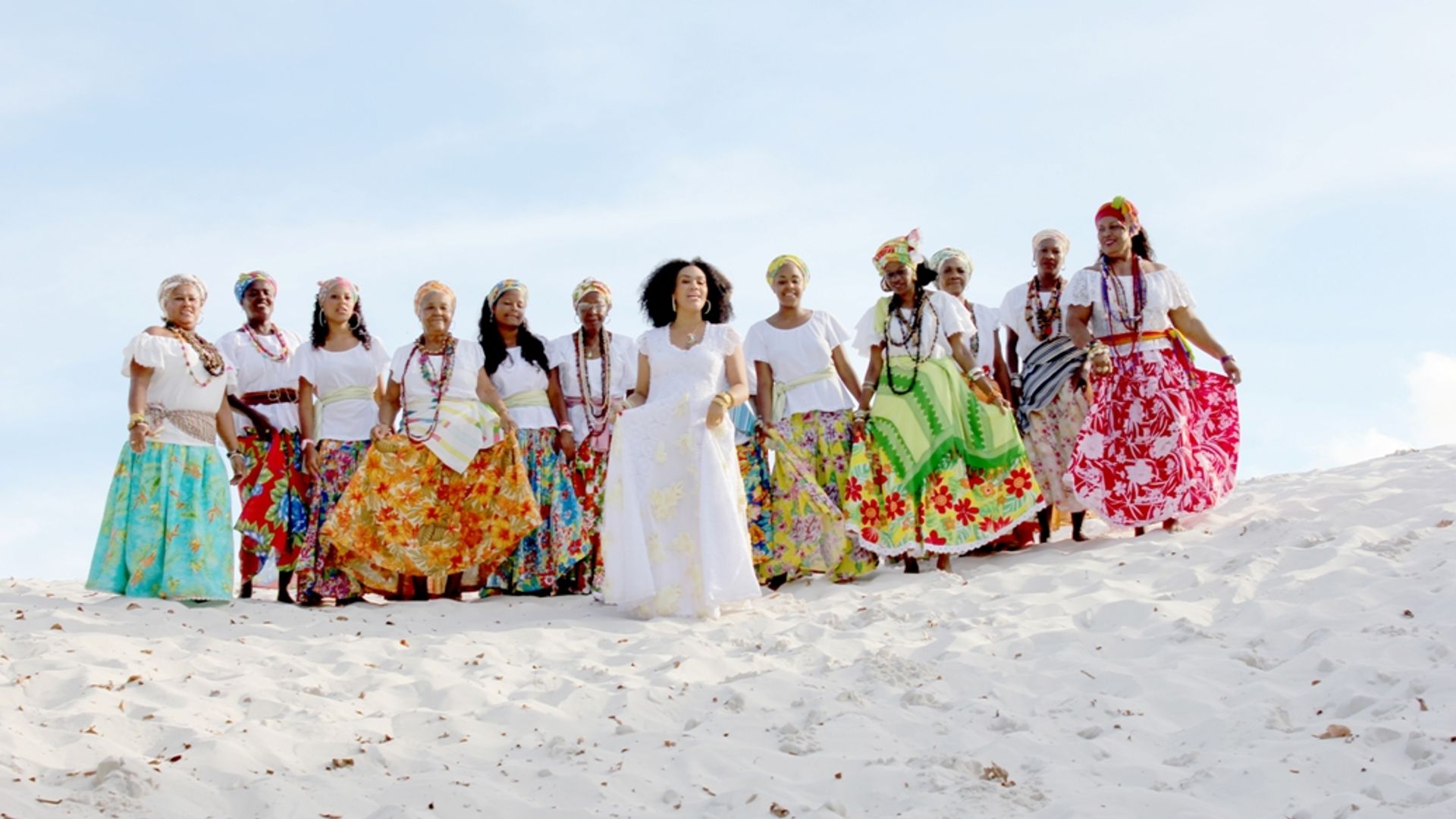 Mariene de Castro em gravação de videoclipe com participação especial das Ganhadeiras de Itapuã. Foto: Edvaldo Borges