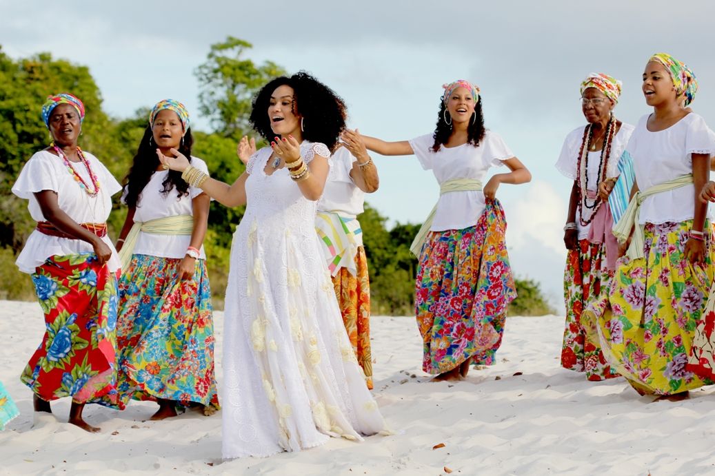 Mariene de Castro em gravação de videoclipe com participação especial das Ganhadeiras de Itapuã. Foto: Edvaldo Borges