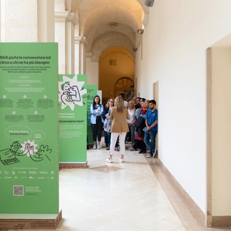 05-exhibition