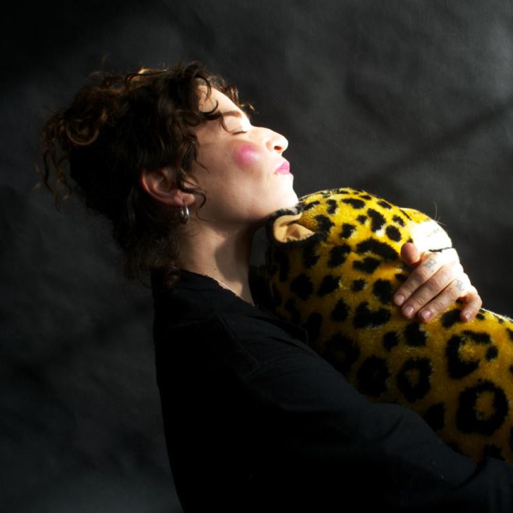 KG-Steamroom W// Dasha Mamba