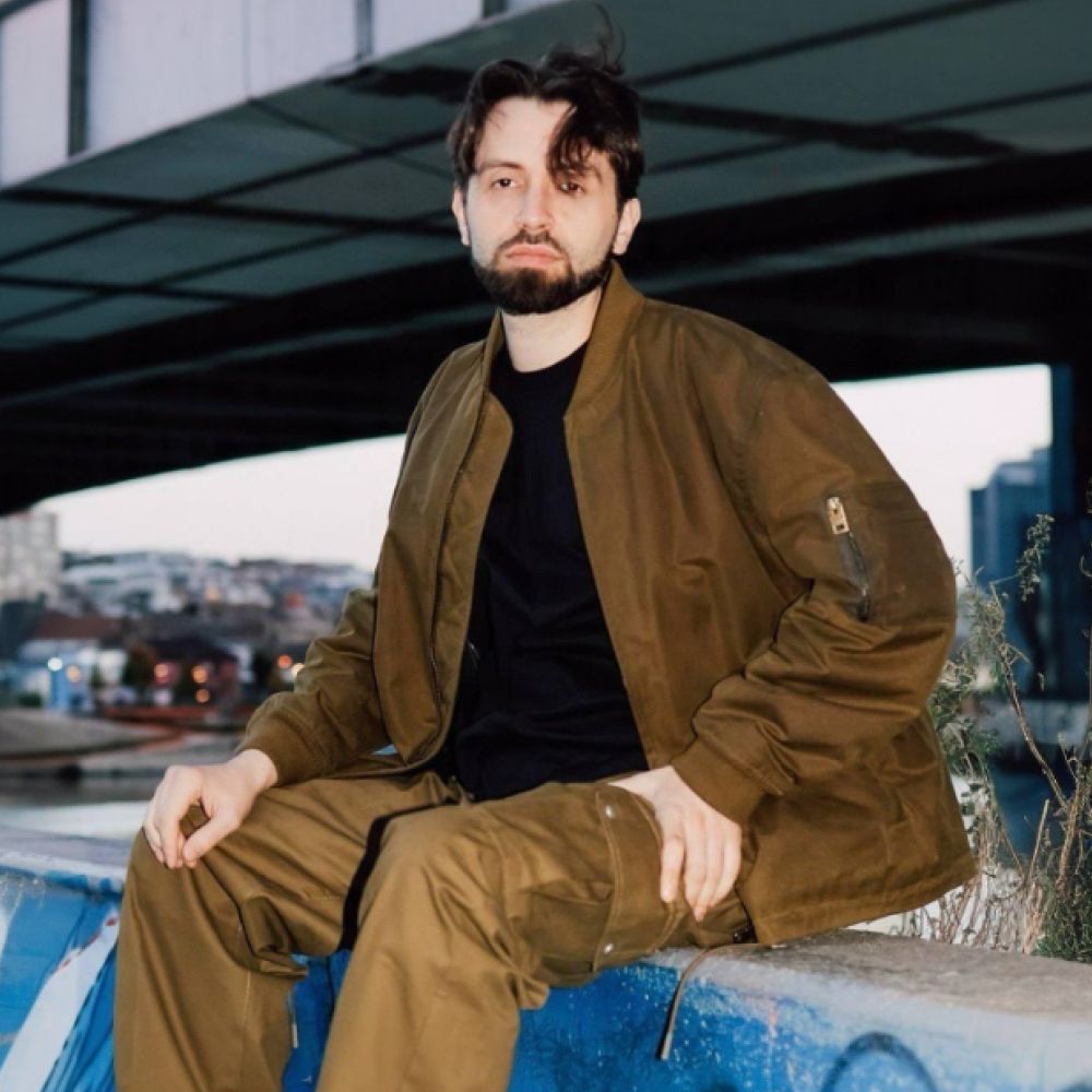 KG-Steamroom W// Leonid Korchagin