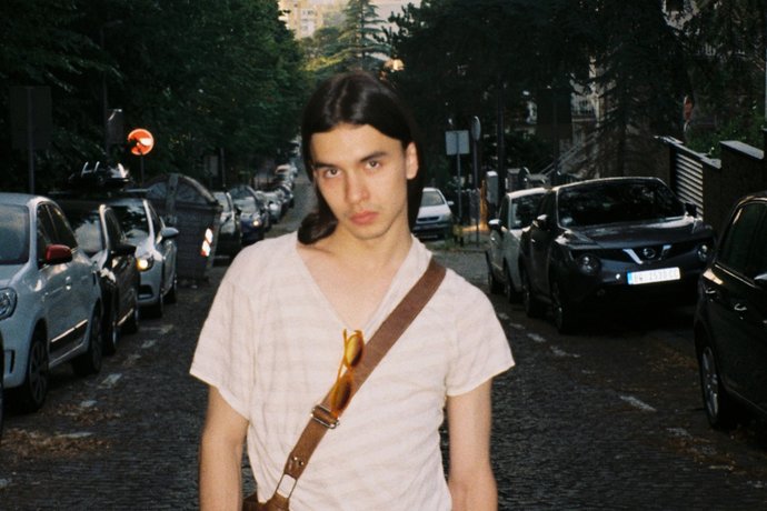 KG-Steamroom W// Rif Erous