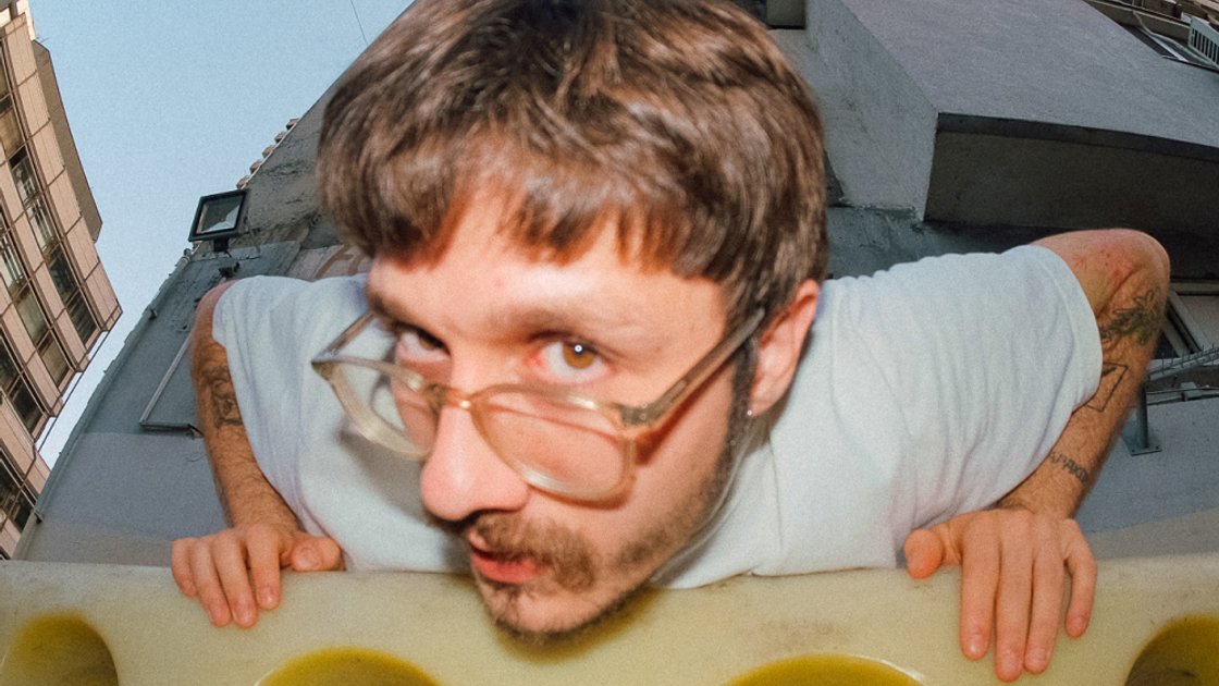 KG-Steamroom W// Attache