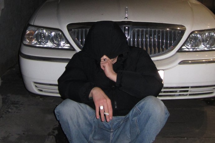 KG-Steamroom W// Leshutler