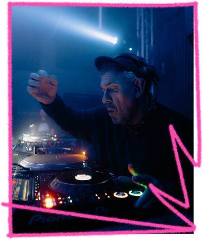 6-LukeUnaFrame.png