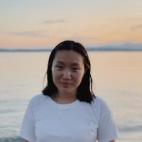 Portrait of Isabelle Zheng