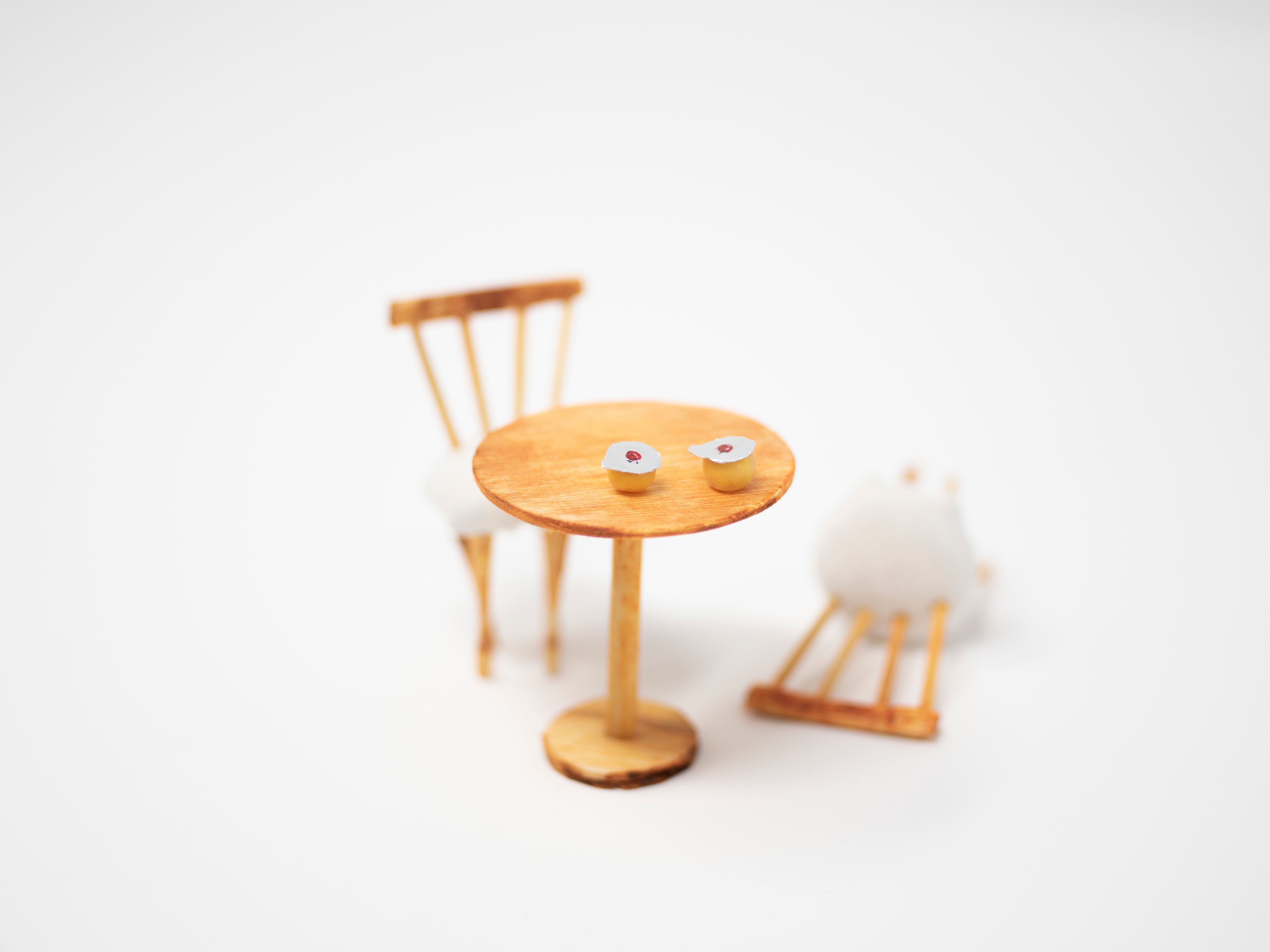 Artwork: Eating Applesauce