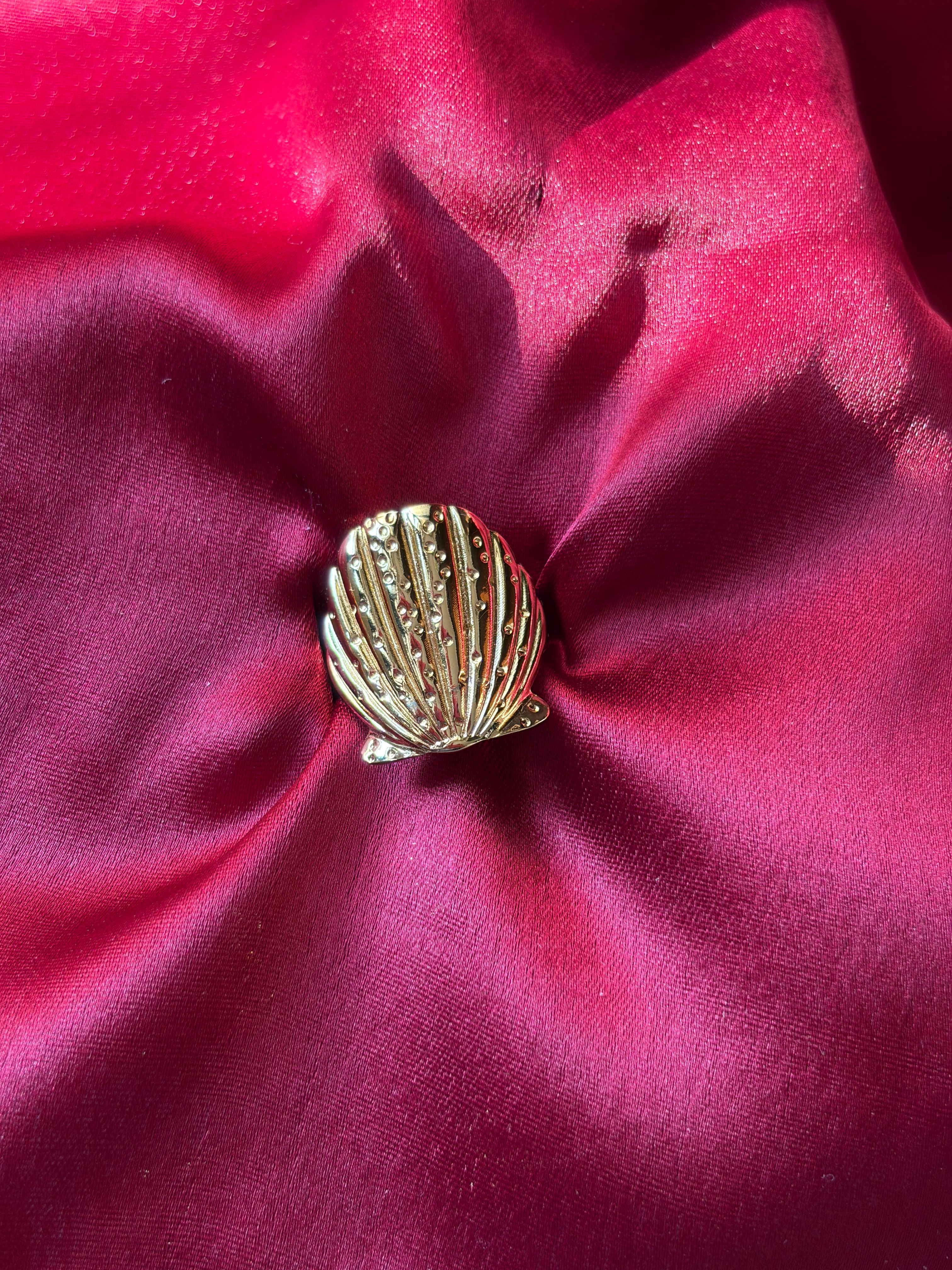 Gold Seashell Ring — gold-plated stainless steel, close-up view