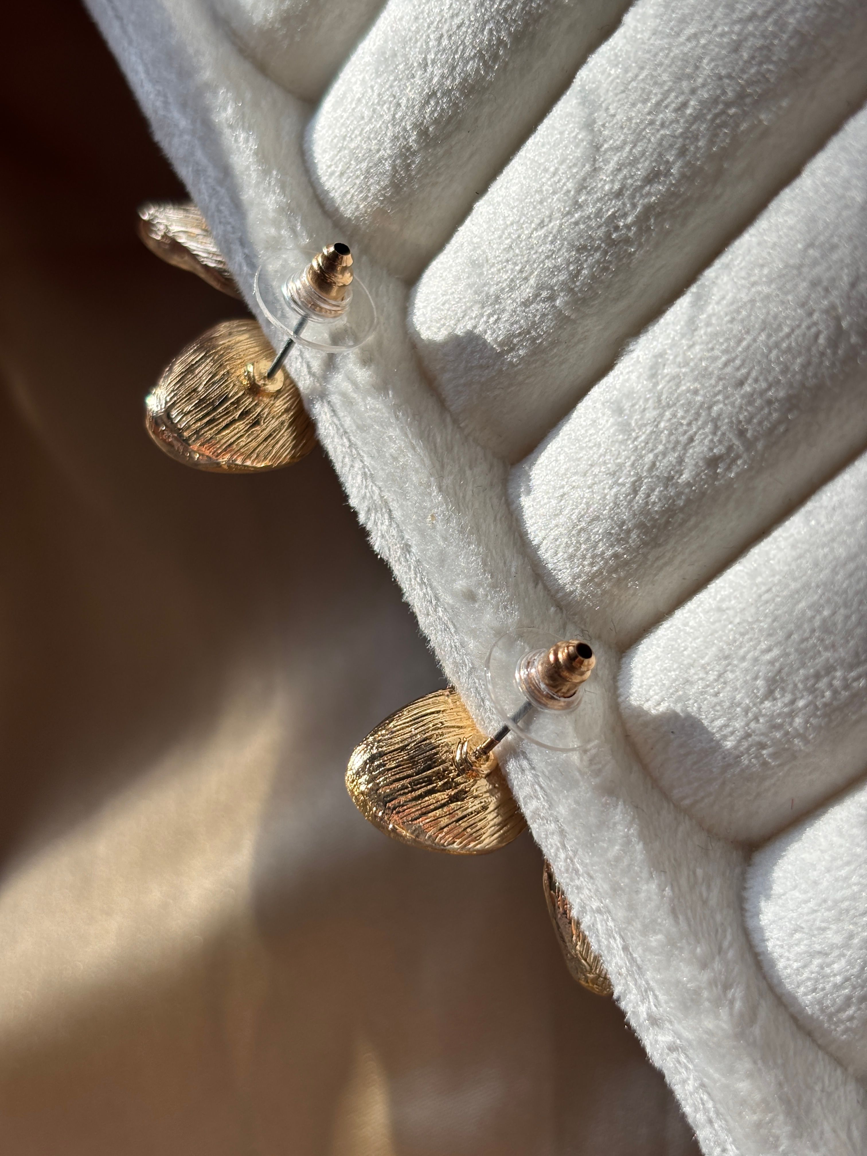 Four petal flower earring - back view