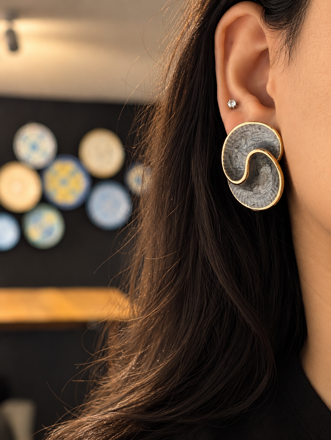 Pearlescent Ribbon Swirl Earrings