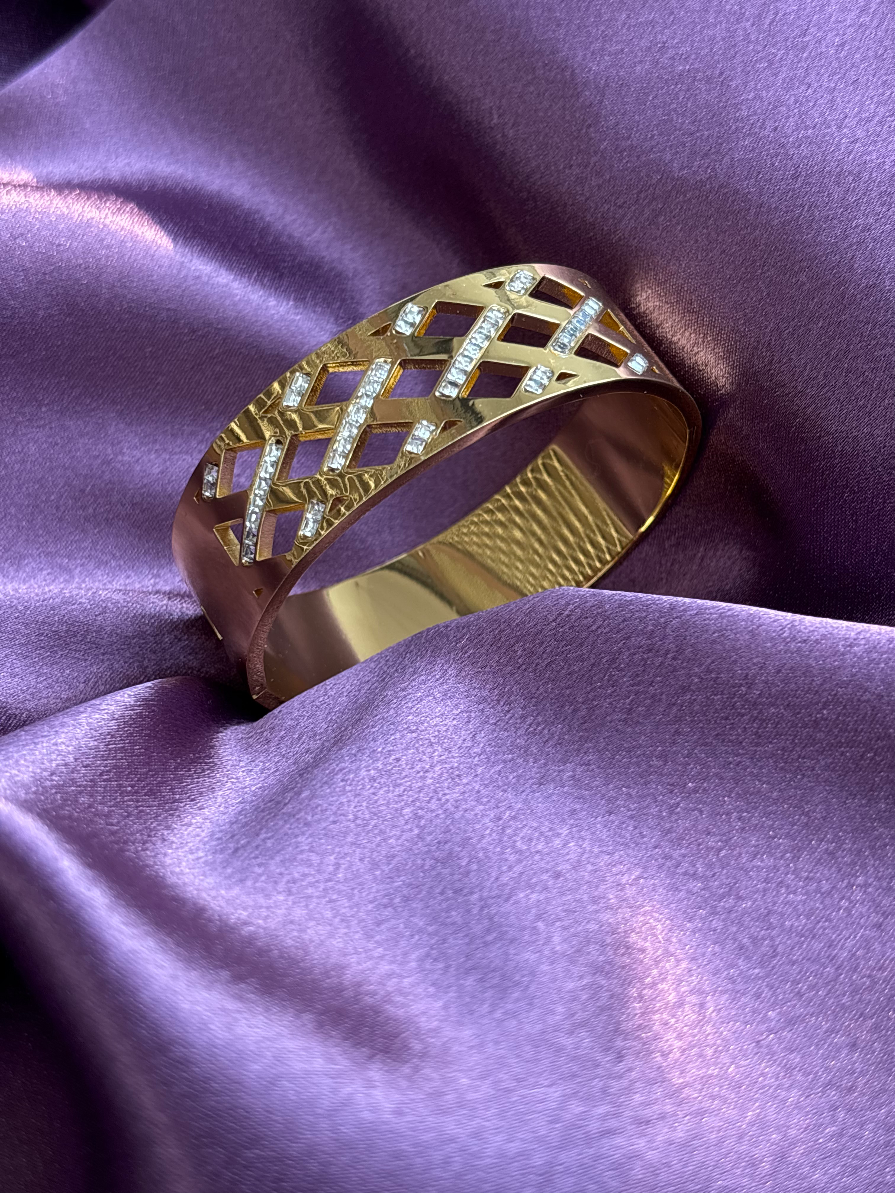 Golden Stone Kada  — anti-tarnish enamel bracelets by GetSetBuyy — image 2 of 4