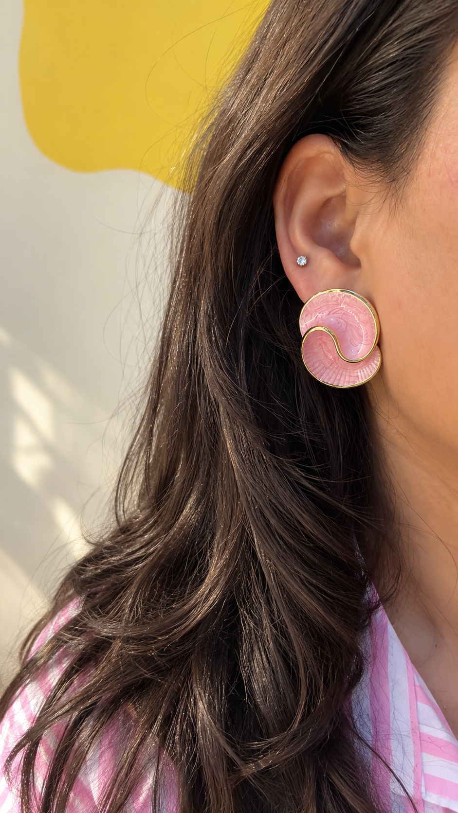 Pearlescent Ribbon Swirl Earrings