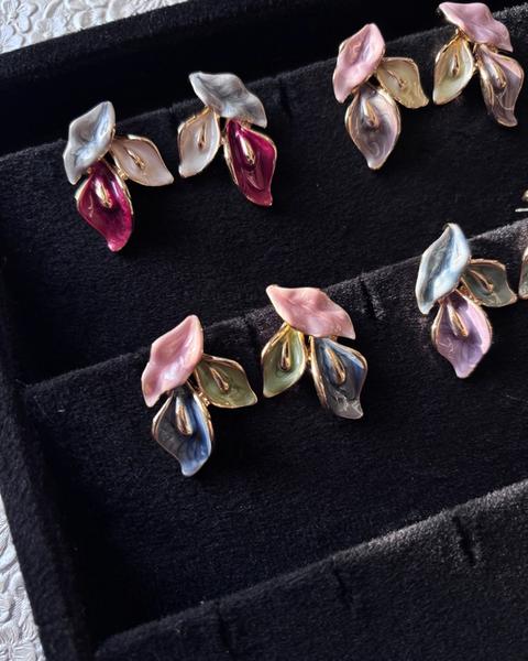 Pearlescent Calla Lily Earrings