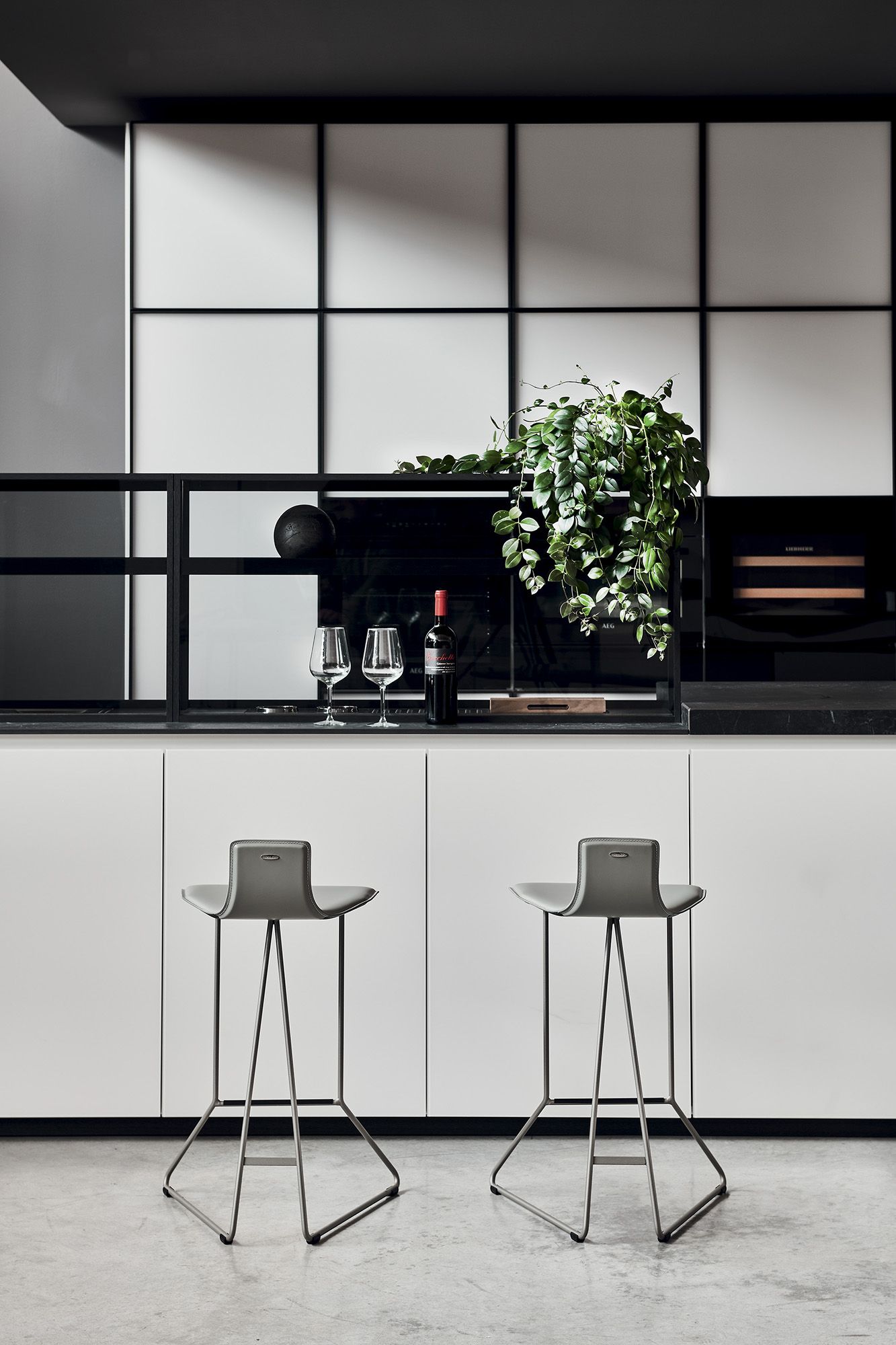 Pepe – Contemporary Italian Counter Stool - Cattelan Italia
