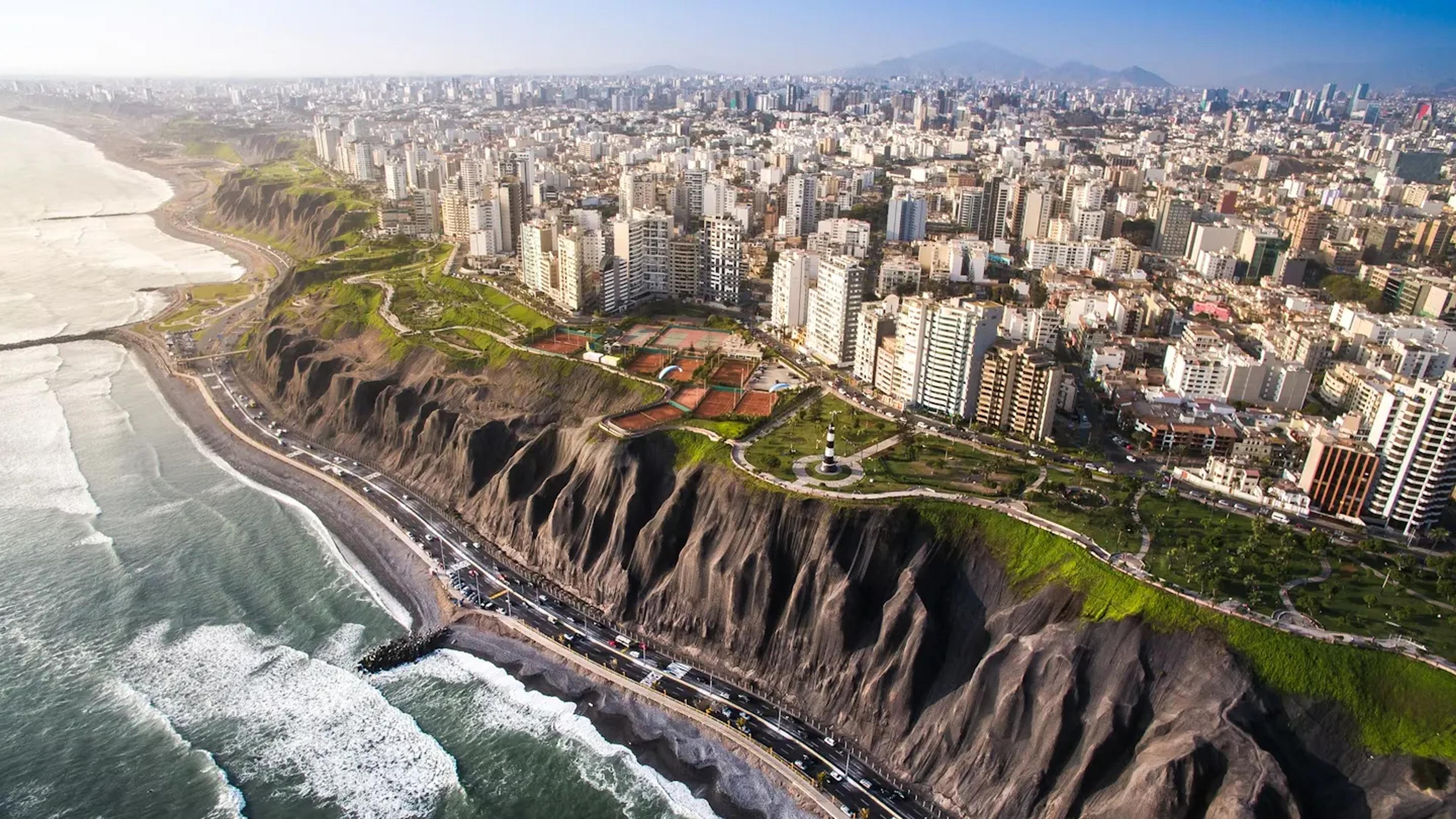 Lima & Overflight in Nazca Lines