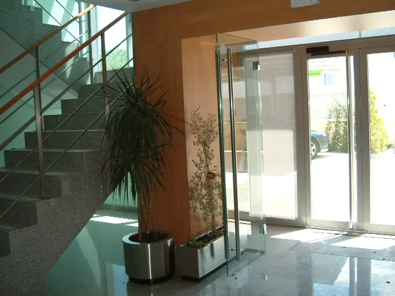 Nave Industrial Tecnogrout - Imagen 2