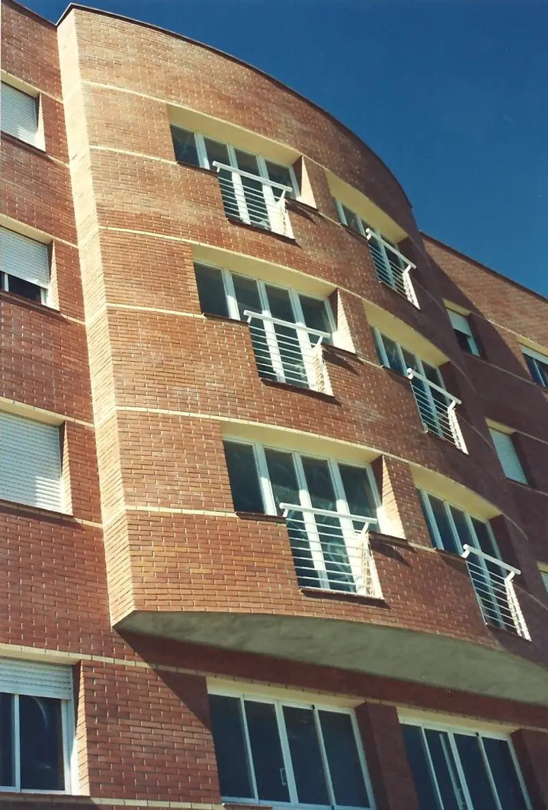 Residencial San Andreu - Imagen 3
