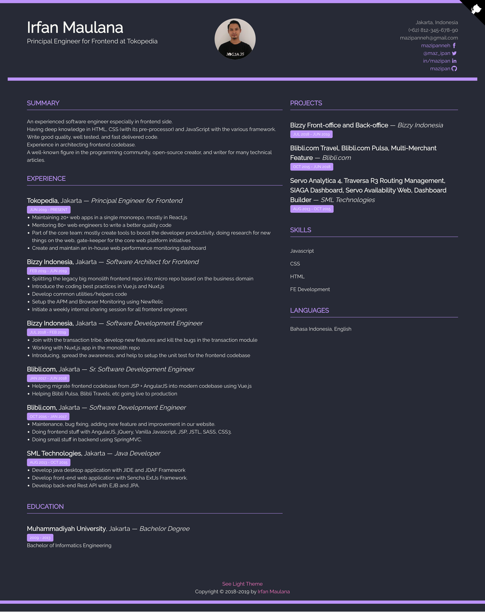 bulma-resume-template screenshot | ATemplate.com