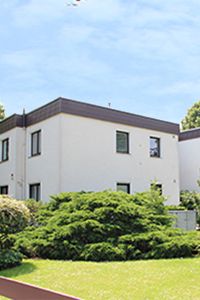 Wohnhaus Gelfertstraße nach der Verglasung