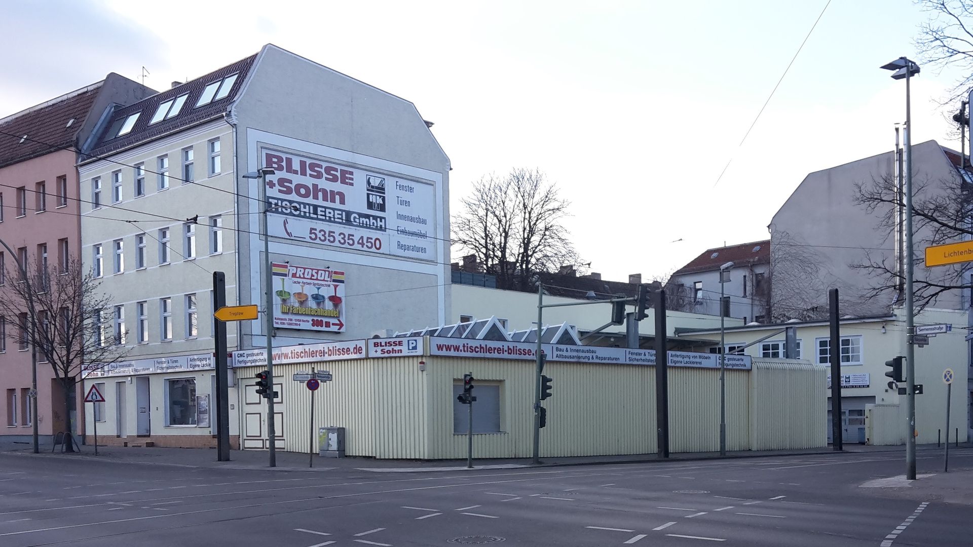 Werkstattgebäude der Tischlerei Blisse in Berlin-Oberschöneweide