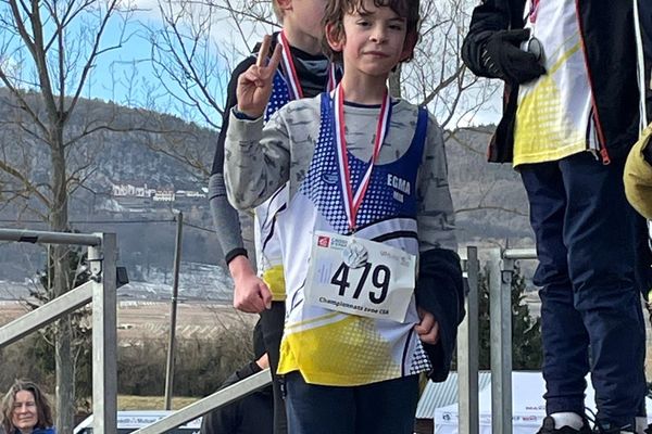 Le podium par équipe des poussins