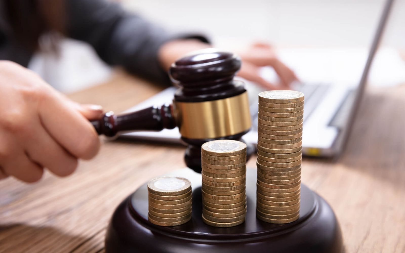 Every Invoice. Every Matter. Every Law Firm. Fully Tracked.