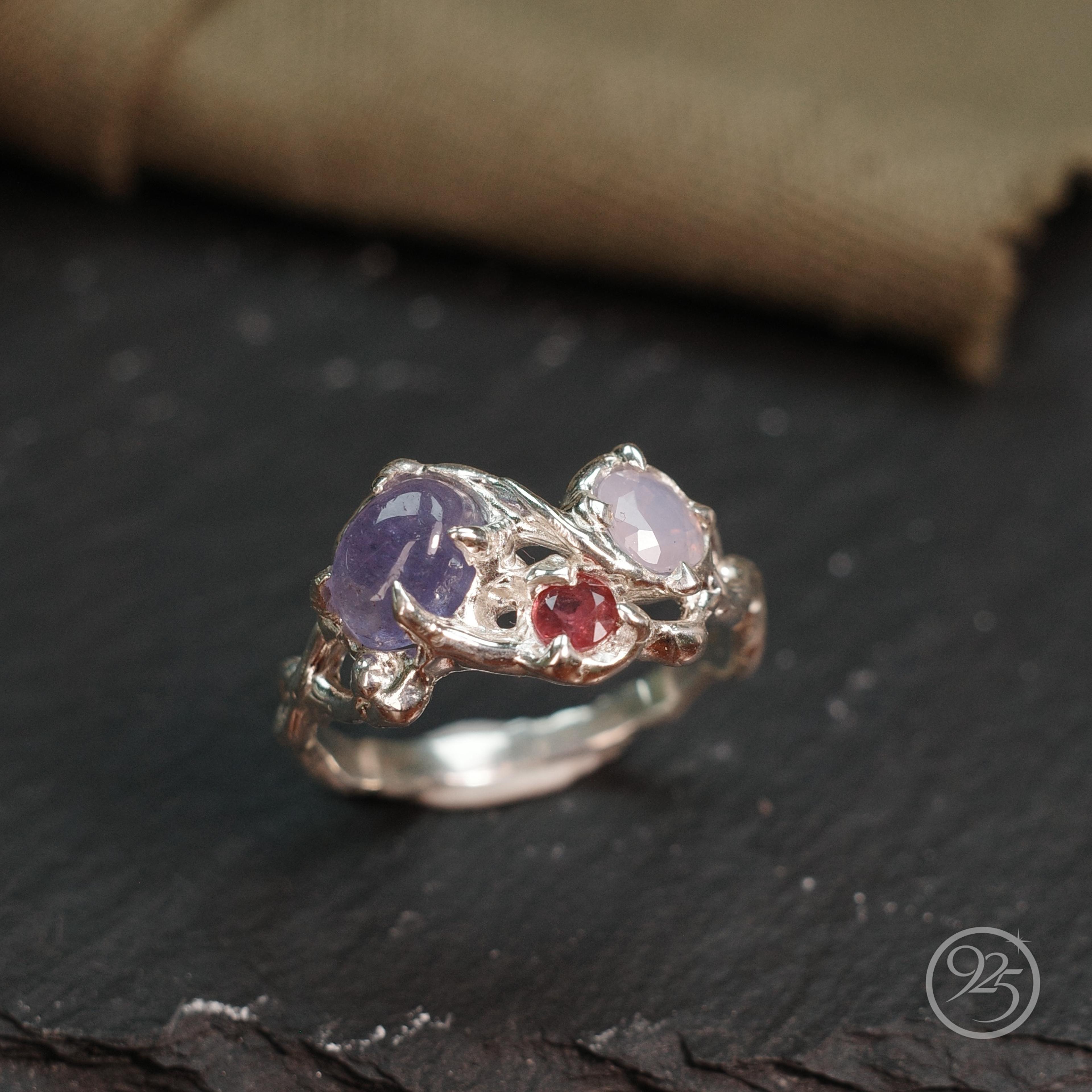  Nhẫn bạc Tanzanite và Sapphire